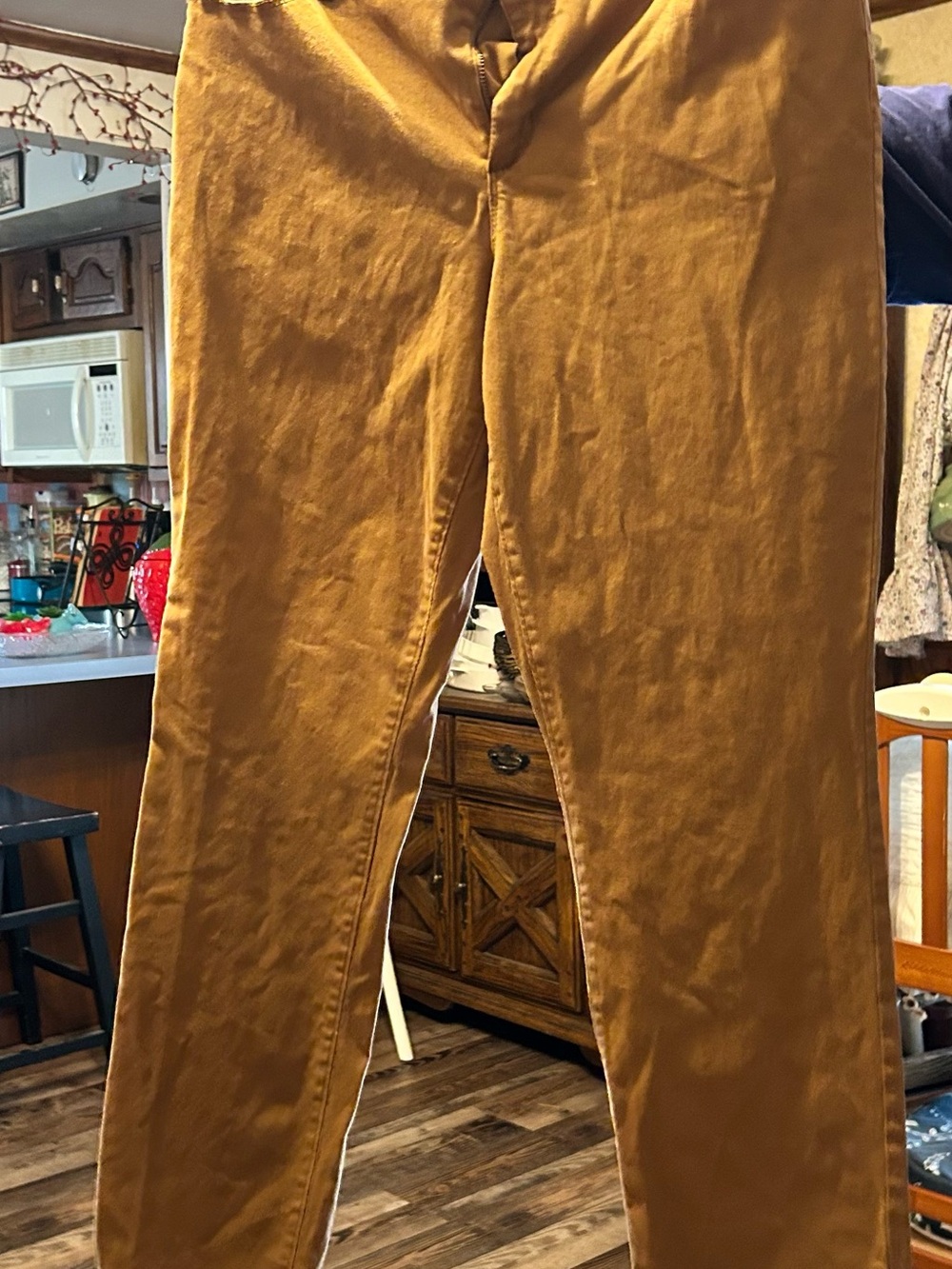 Bandolino Straight Leg Jeans in Mustard Brown